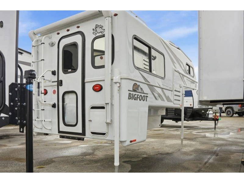Bigfoot Rv Bigfoot 15c95frsb 2026 alt