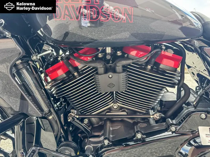 2026 Harley-Davidson FLTRXSTSE - CVO™ Road Glide® ST thumbnail 25
