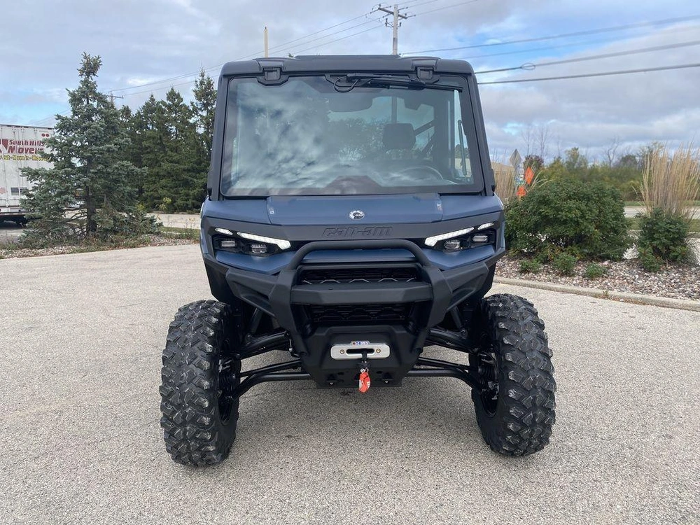 2026 Can-am Defender Limited Hd11 alt