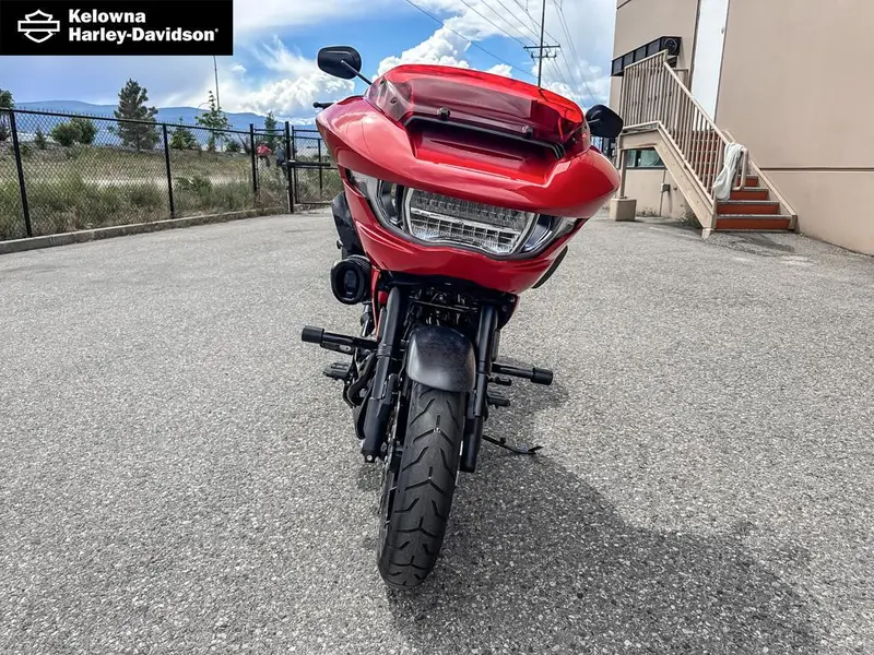 2026 Harley-Davidson FLTRXSTSE - CVO™ Road Glide® ST thumbnail 2
