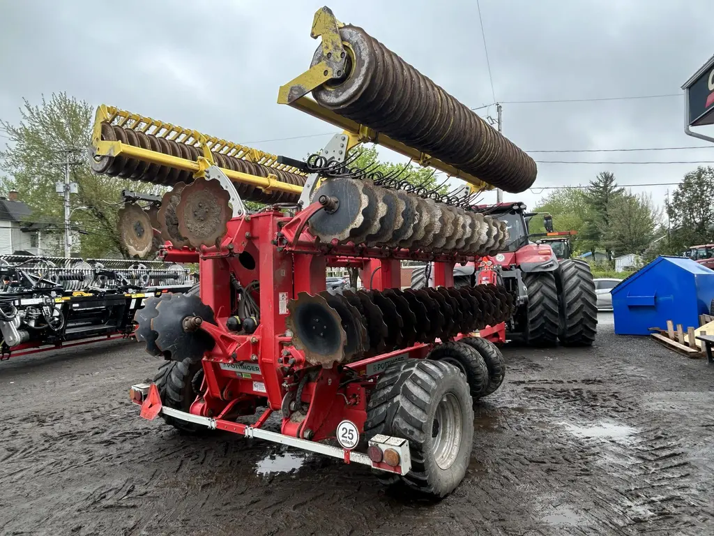 POTTINGER Terradisc 8001T 2022