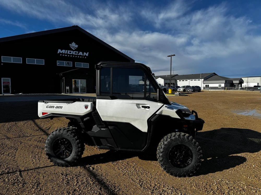 2026 Can-am Defender Ltd Cab Hd11 alt