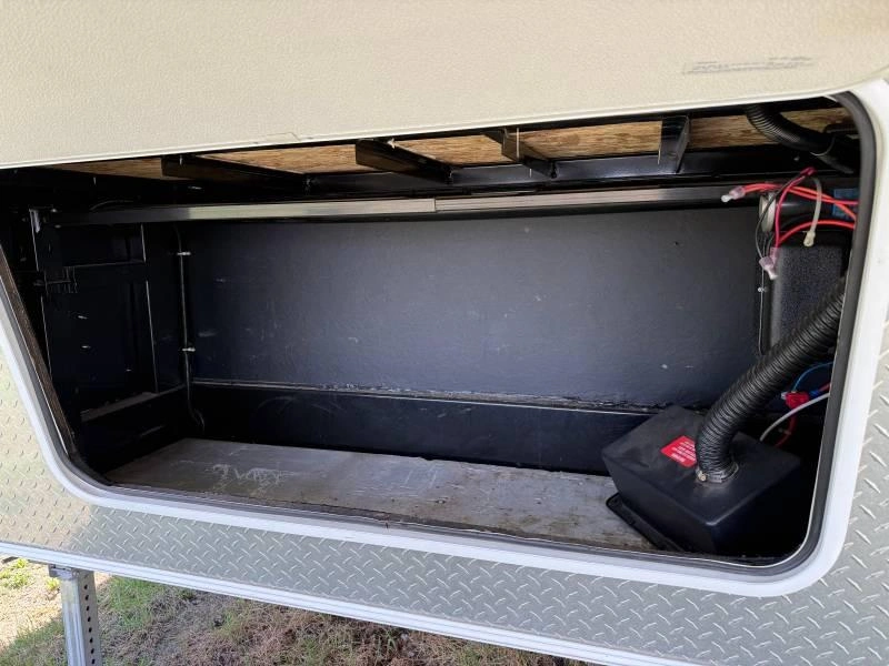 Coachmen Chaparral 27rks 2013 alt