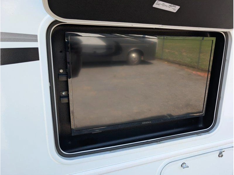 2023 Entegra Odyssey 29v alt
