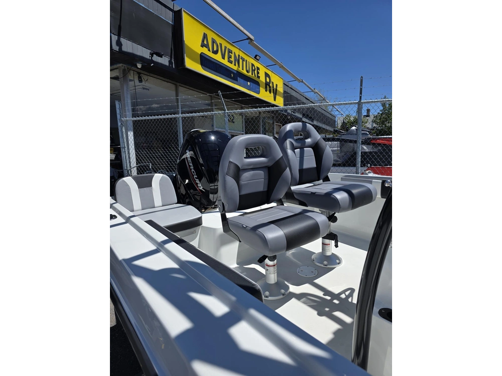 2026 Pro Sports 180bw W/ Cushion Pkg + Mercury 90hp Exlpt + Merc And Galvanized Trailer