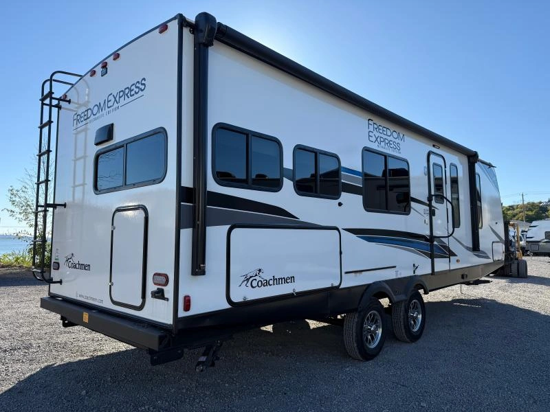 Coachmen Freedom Express 274rks 2025 alt