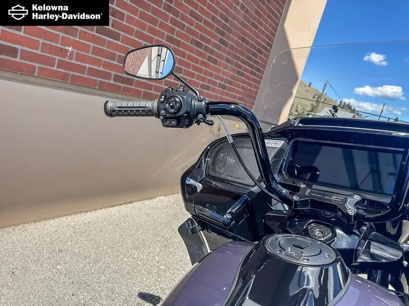 2026 Harley-Davidson FLTRXL - Road Glide® Limited thumbnail 15