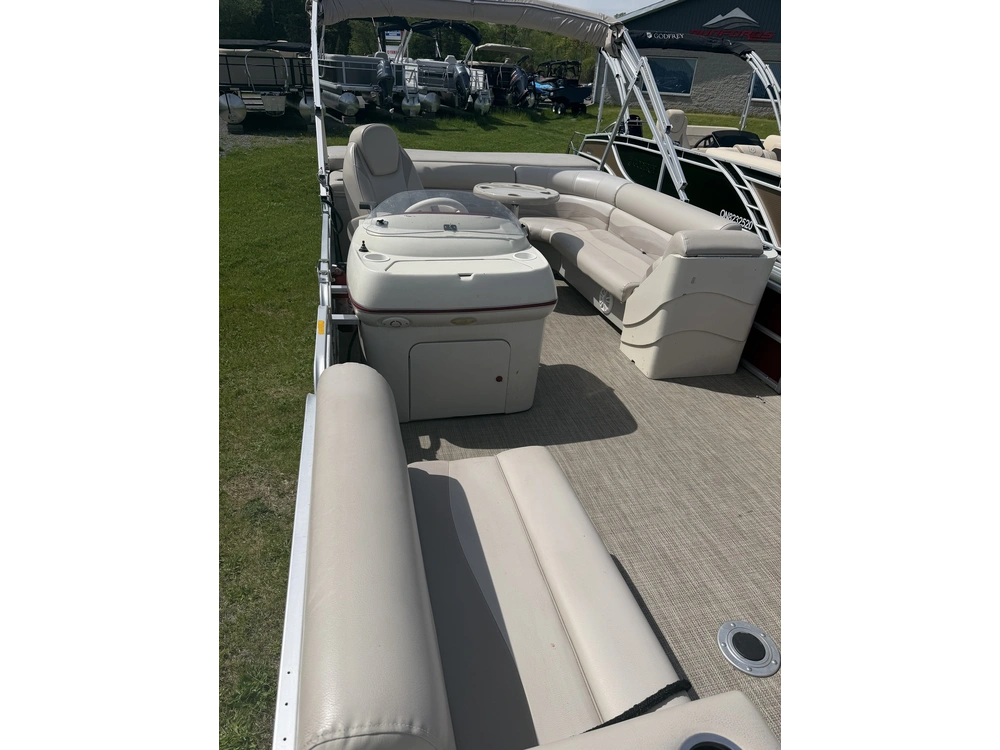 2020 Godfrey Marine Sweetwater alt