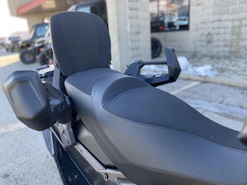 2026 Ski-doo Grand Touring Le 900 Ace Turbo R alt