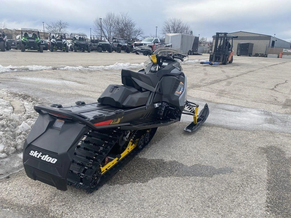 2026 Ski-doo Mxz® Adrenaline® 850 E-tec 137_grey alt