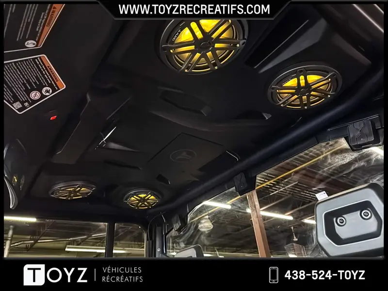 2023 Can-Am DEFENDER HD10 PRO LIMITED CAB TOIT JL AUDIO thumbnail 17