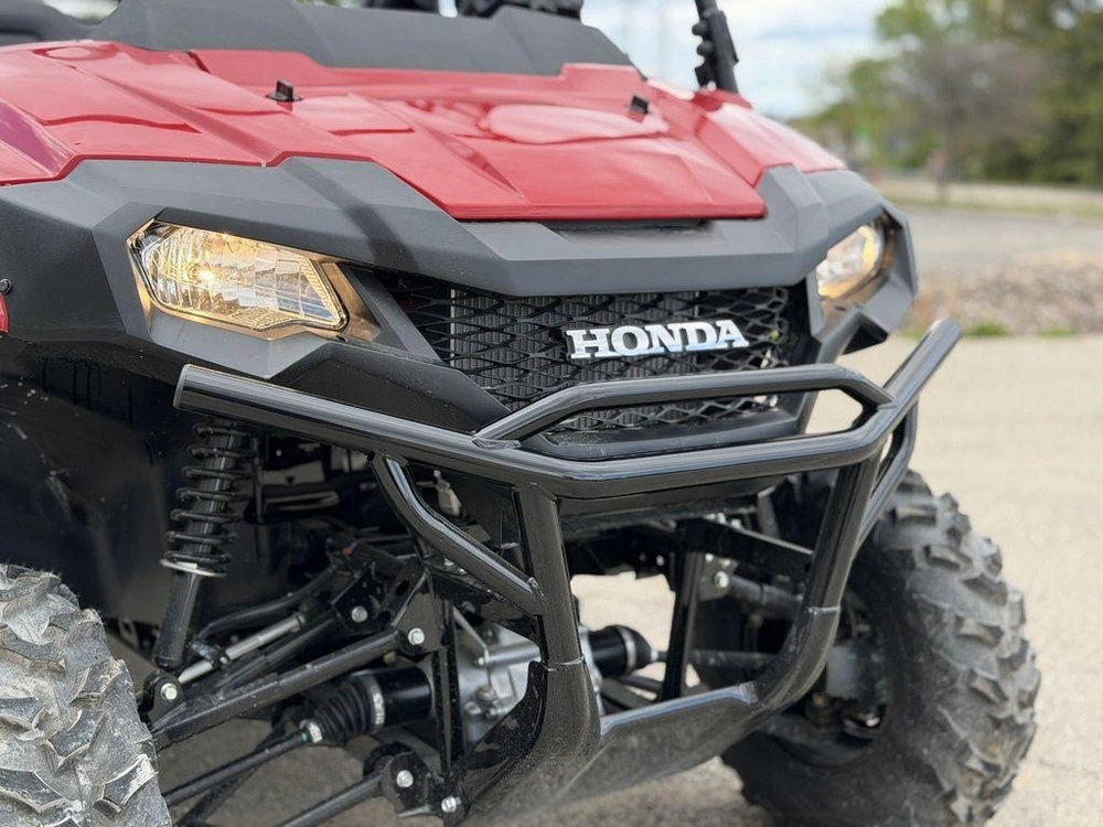 2026 Honda Pioneer 700 alt