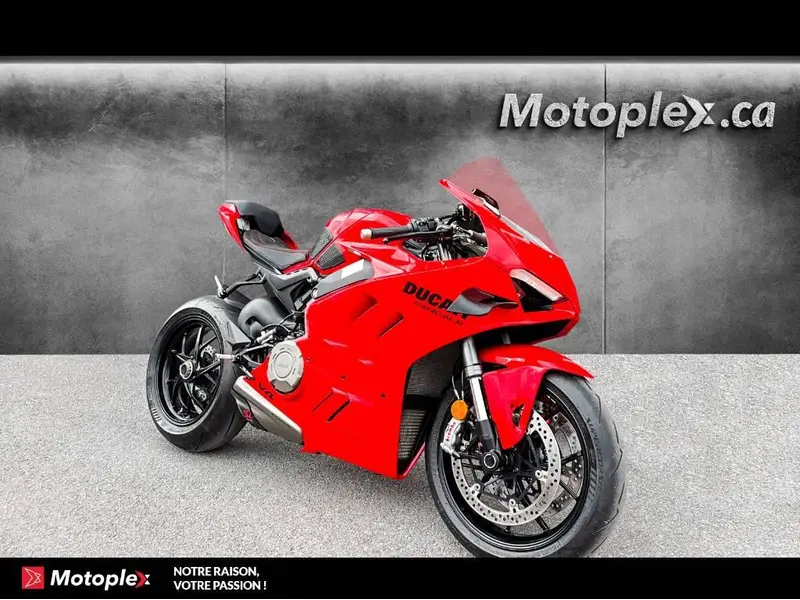 2023 Ducati PANIGALE V4 AKRAPOVIC thumbnail 2
