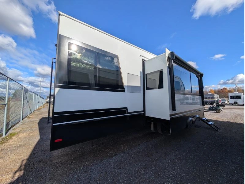 Brinkley Model Z Z3515 2027 alt