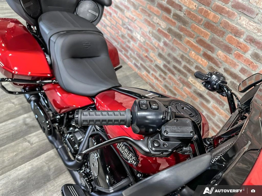 2026 Harley-davidson Street Glide Limited alt