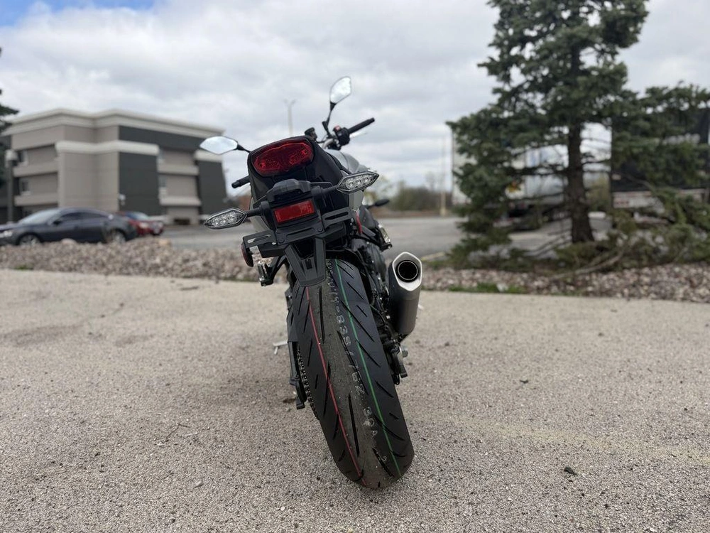 2026 Yamaha Mt-10 alt