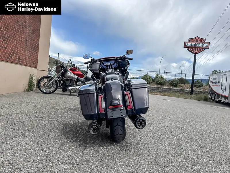 2026 Harley-Davidson FLTRXSTSE - CVO™ Road Glide® ST thumbnail 5