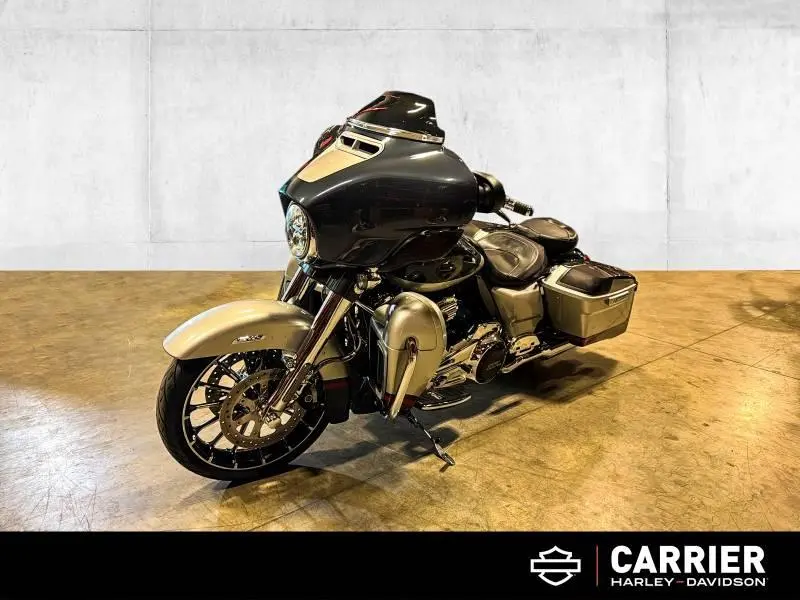 2019 Harley-Davidson Moto Harley-Davidson 2019 FLHXSE-CVO STREET GLIDE 2019 thumbnail 4