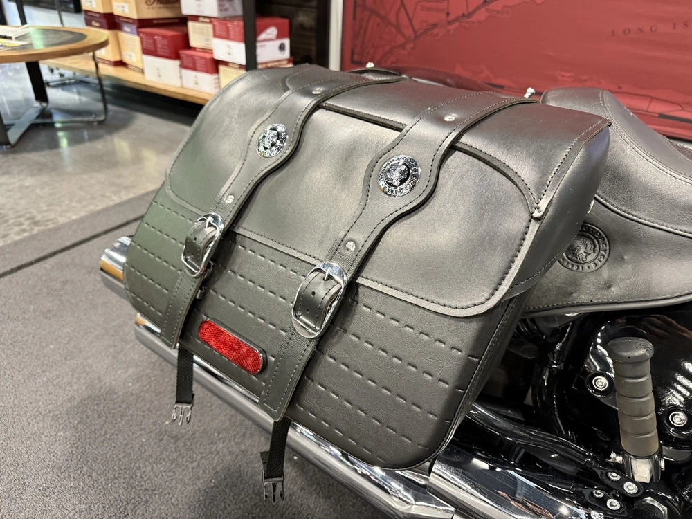 2023 Indian Motorcycle Super Chief Ltd Abs, Black Metallic, 49st alt