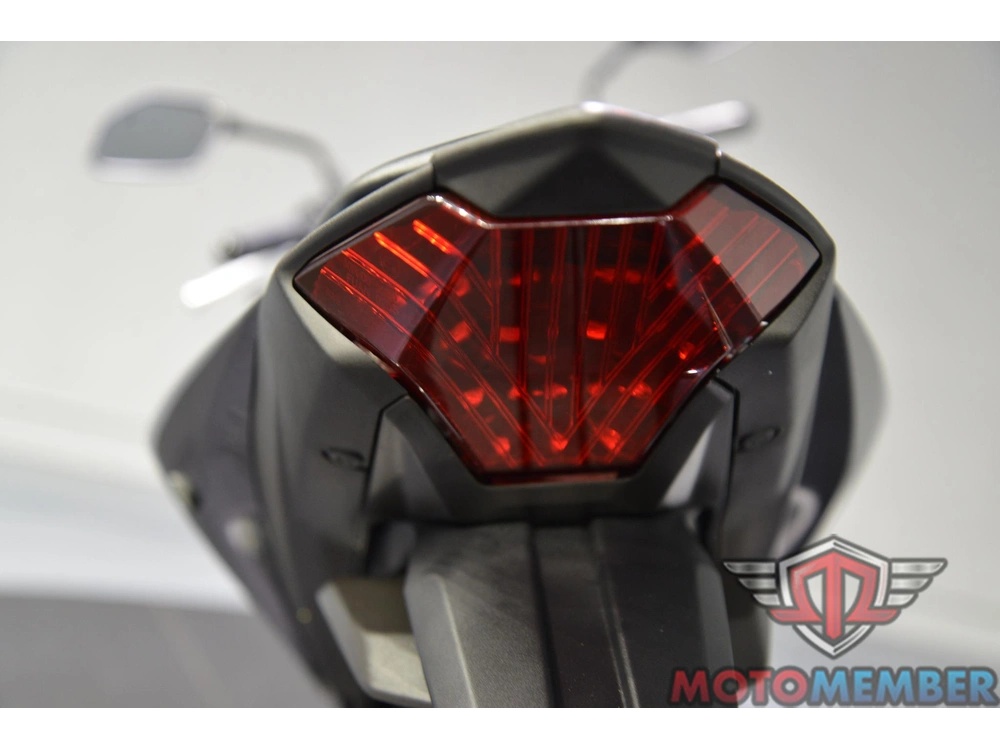 2024 Yamaha Mt-03 alt