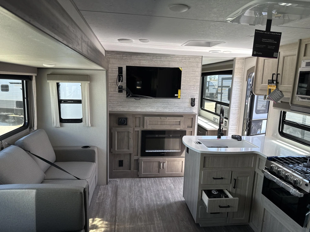 2026 Forest River Aurora 34bhts alt