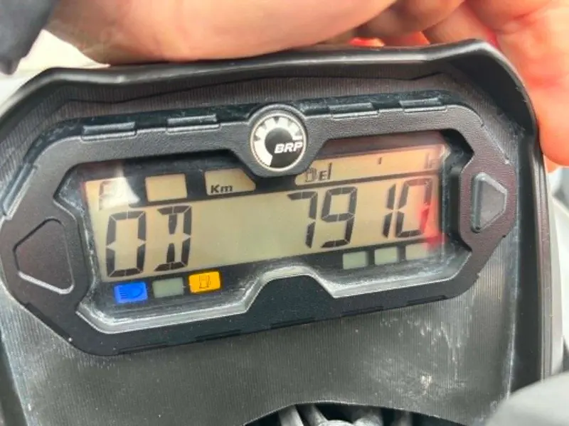 2020 Can-Am RENEGADE 1000 XXC USED thumbnail 9
