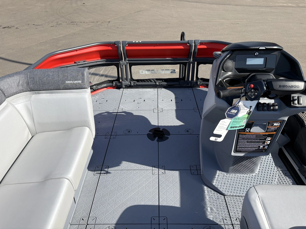 2026 Sea-doo Switch Compact - 130 Hp alt