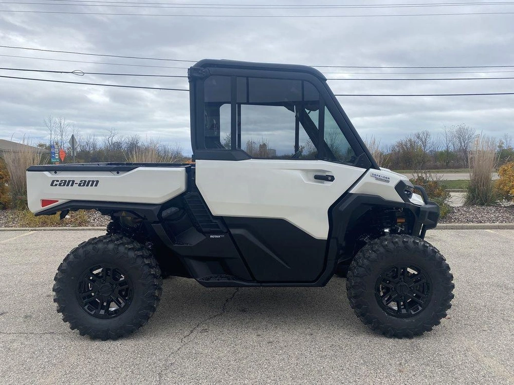 2026 Can-am Defender Limited Hd11 alt