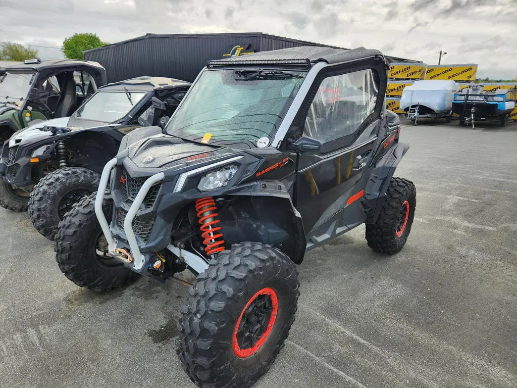 2020 Can-Am 7CLA Maverick Sport 1000 XXC