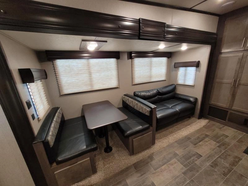 Crossroads Cruiser 30bh 2019 alt