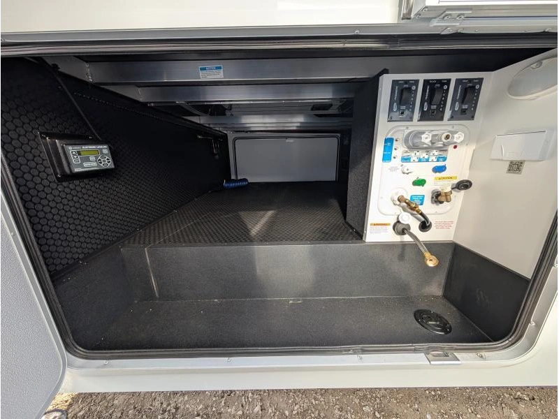 Brinkley Model Z Z3515 2027 alt