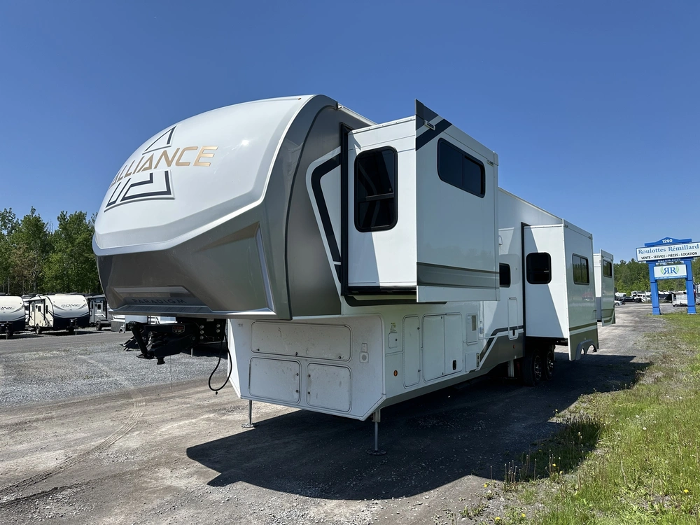 2026 Alliance Rv Paradigm 395ds alt