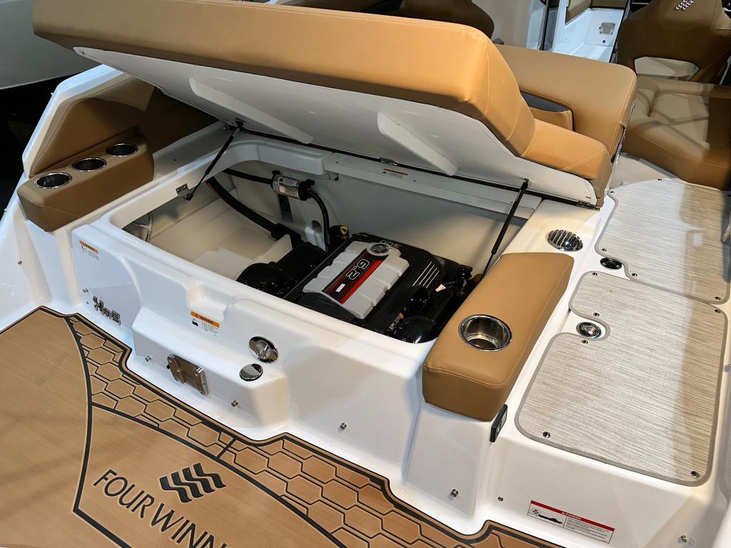 2024 Four Winns HD5 MERCRUISER 6.2L / BRAVO 3 thumbnail 15