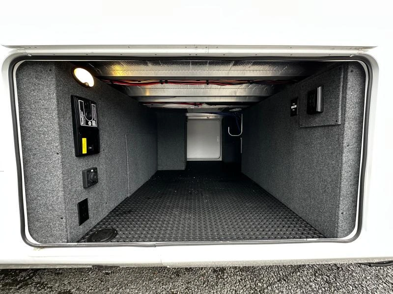 Jayco North Point 381ckre 2025 alt