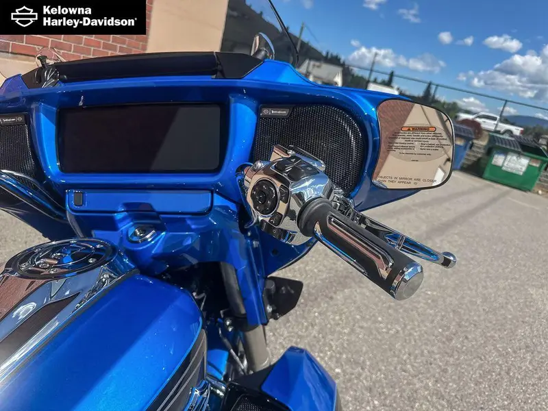 2026 Harley-Davidson FLHXLSE - CVO™ Street Glide® Limited thumbnail 16