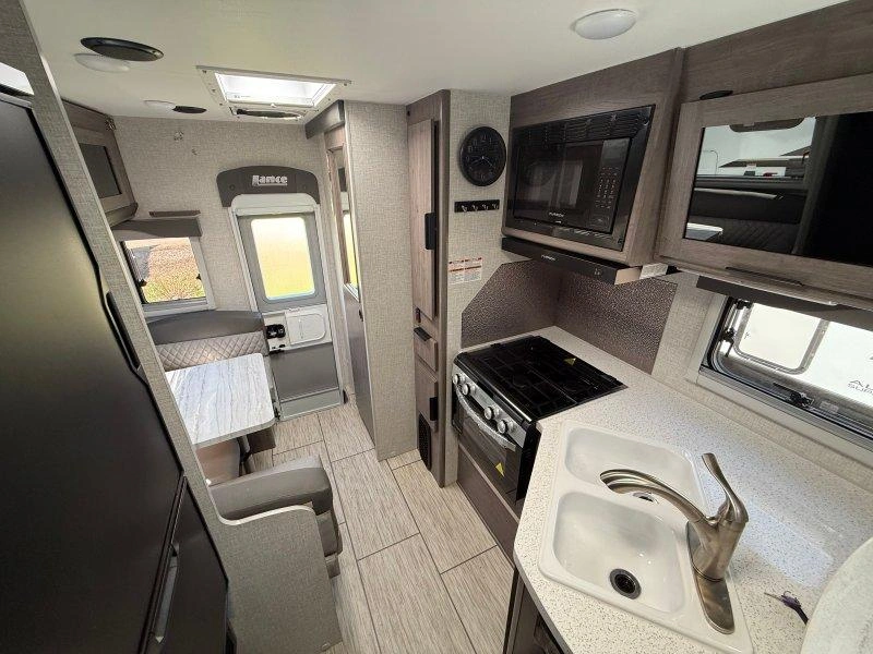 Lance Camper Lance 850 2026 alt
