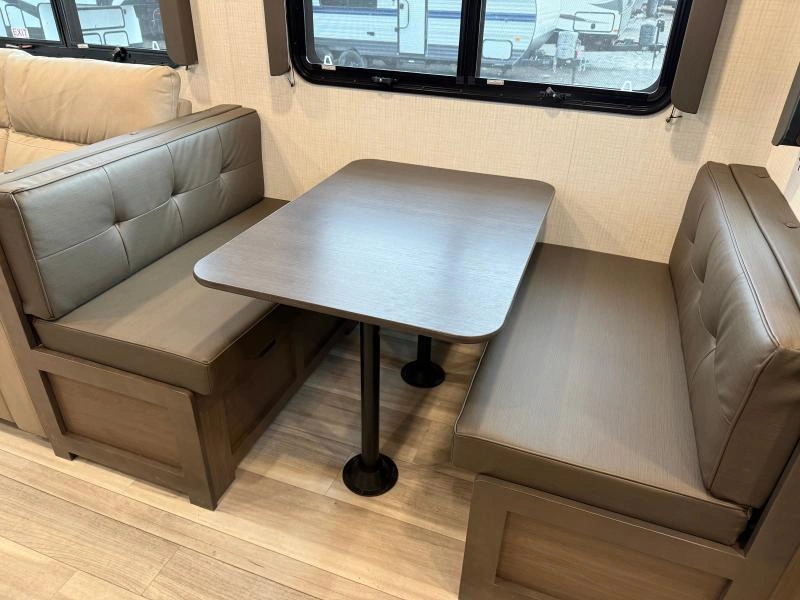 Keystone Rv Cougar 2400re 2026 alt