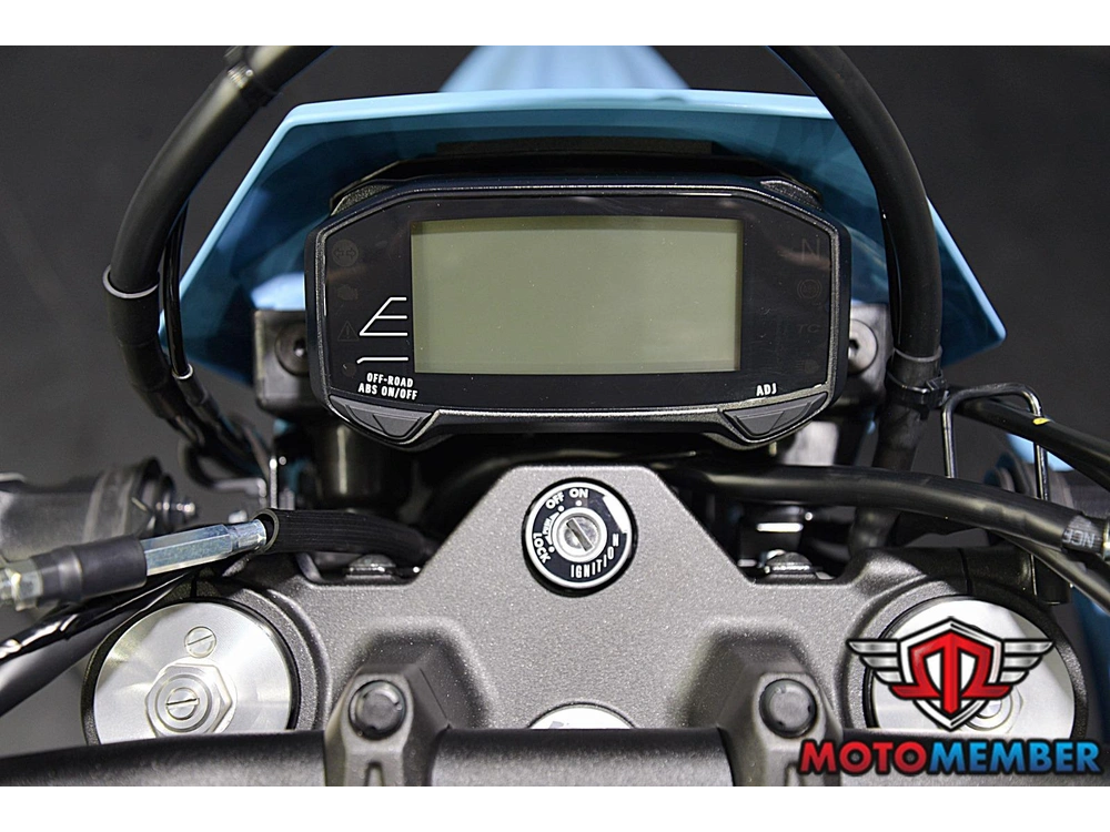 2025 Suzuki Dr-z4sm alt