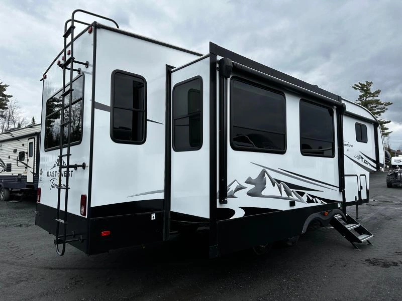 2023 East To West Tandara 320rl alt