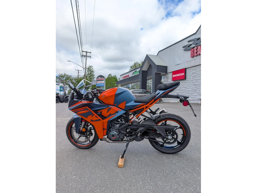 Ktm Rc 390 Rc390 🎯 Moto Sport 210km Ninja 400 R3 Cbr500r Lightweight Performance Presque Neuve 🟢 2023 alt