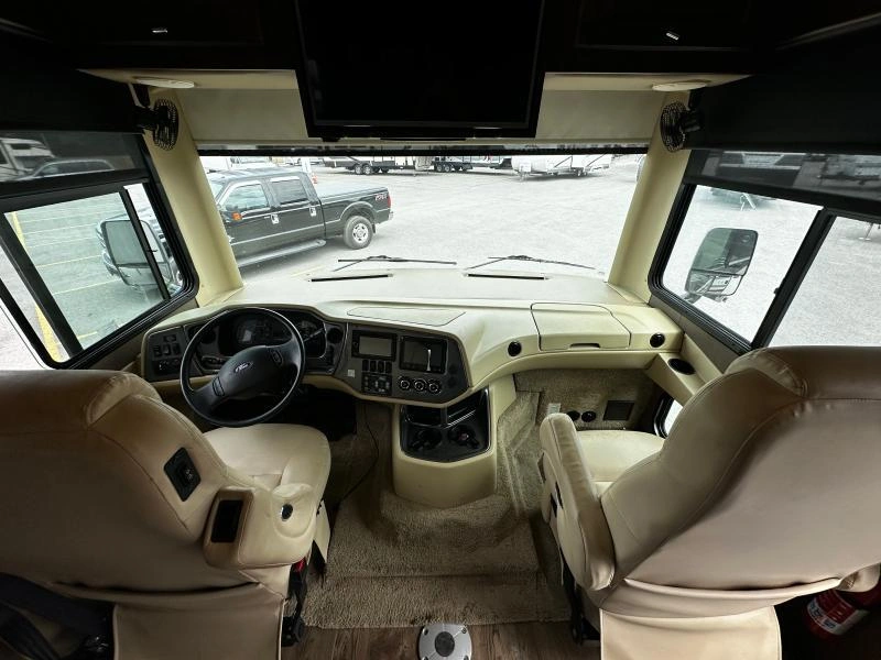 Tiffin Motorhomes Allegro 34pa 2018 alt