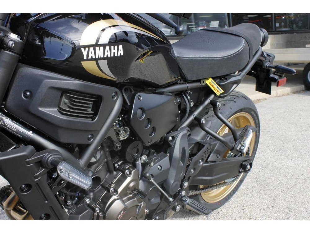 2026 Yamaha Xsr700 alt