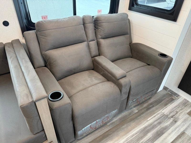 2026 Jayco Jayflight 380dqs alt