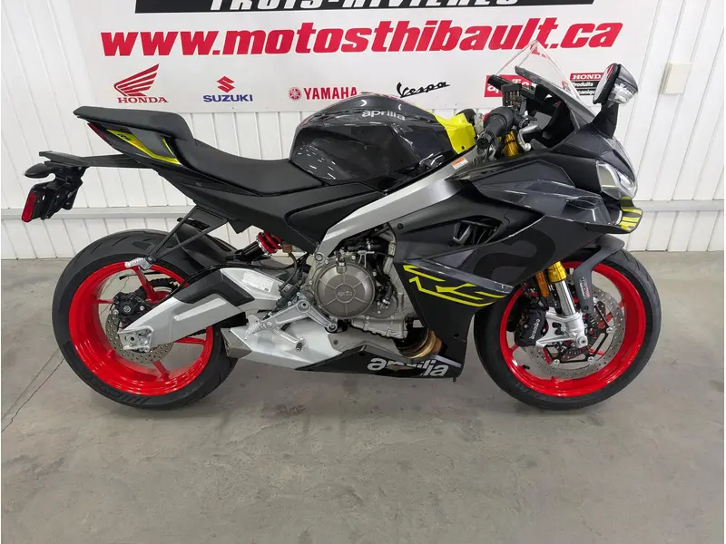 2026 Aprilia RS 660 thumbnail 2