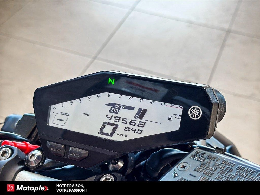 2014 Yamaha Fz09 alt