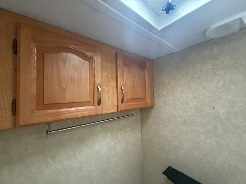 2006 Forest River Sandpiper 321bht alt
