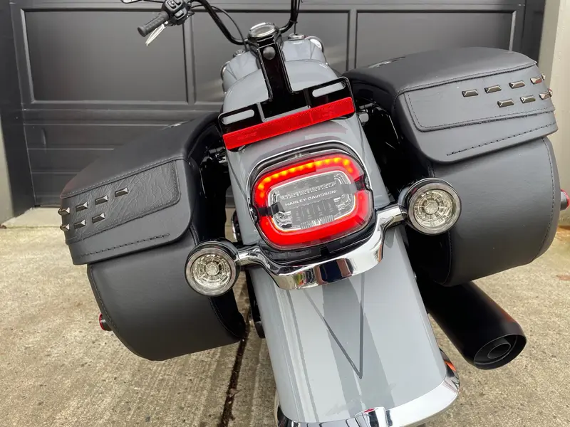 2026 Harley-Davidson FLHC - Heritage Classic thumbnail 19
