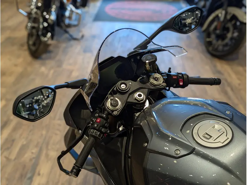 2026 BMW S 1000 RR // Bluestone Metallic w/ Engine, Axle & Clutch Guards thumbnail 8