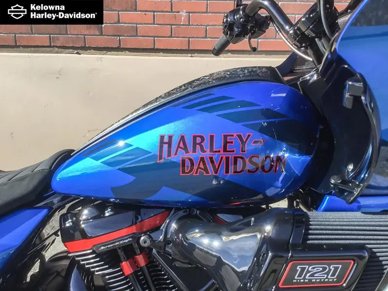 2026 Harley-Davidson FLTRXSTSE - CVO™ Road Glide® ST thumbnail 9
