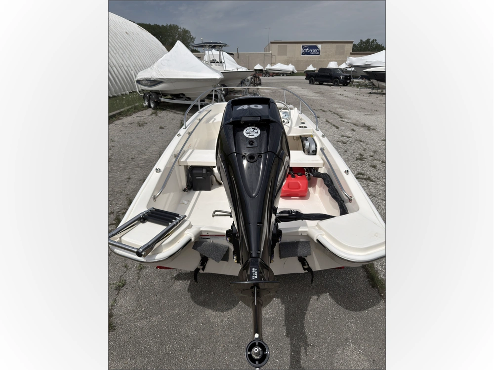2026 Boston Whaler 130 Super Sport alt